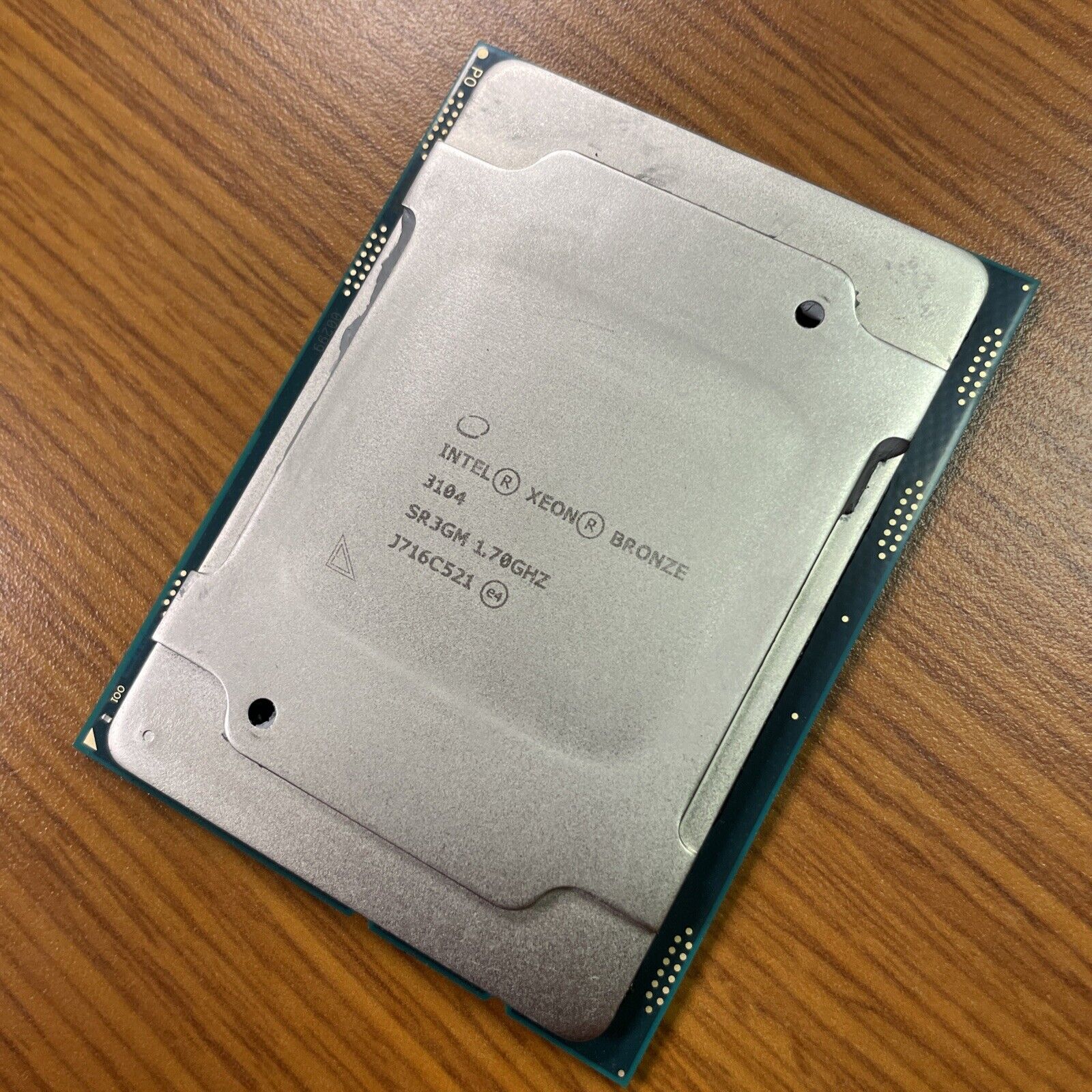 Xeon Bronze 3104
