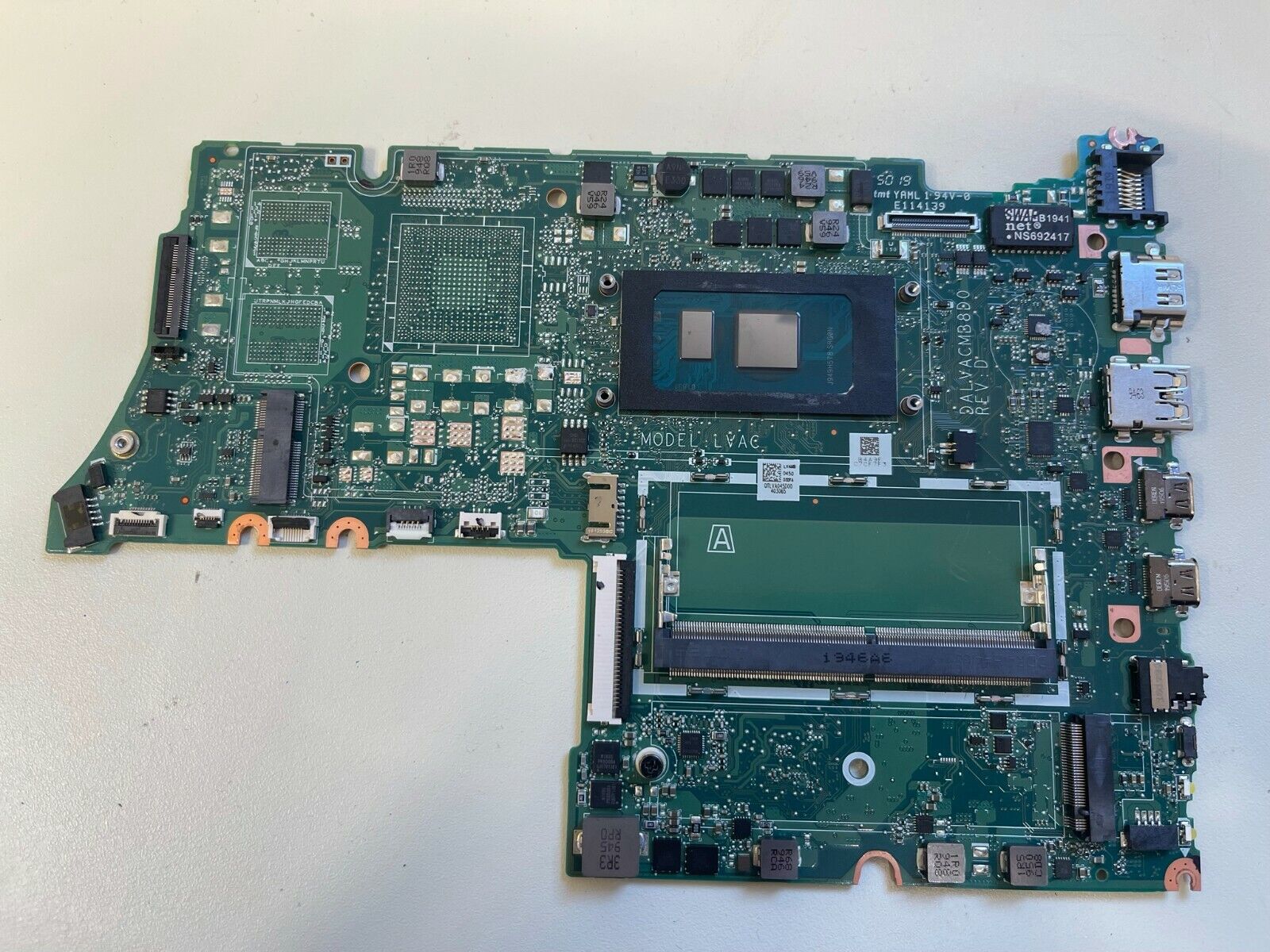 Main Lenovo ThinkBook 15-IIL