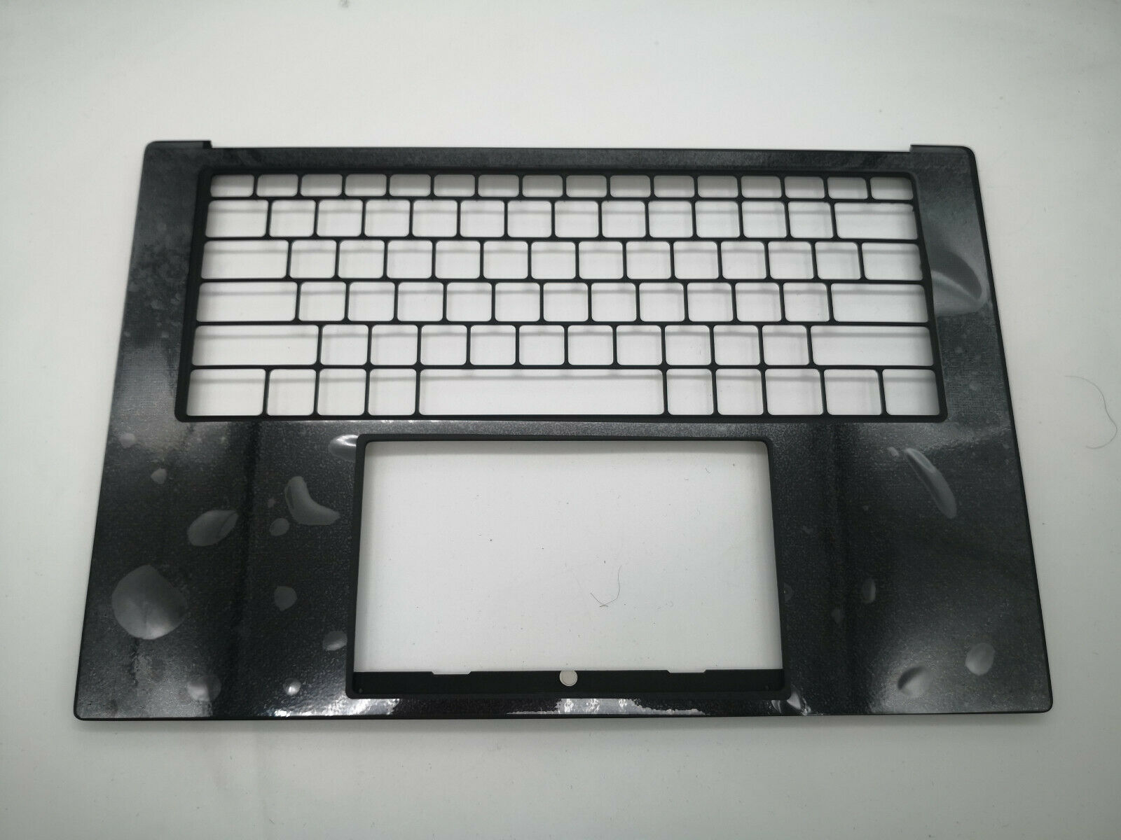 Thay vỏ Laptop Dell Precision 5780