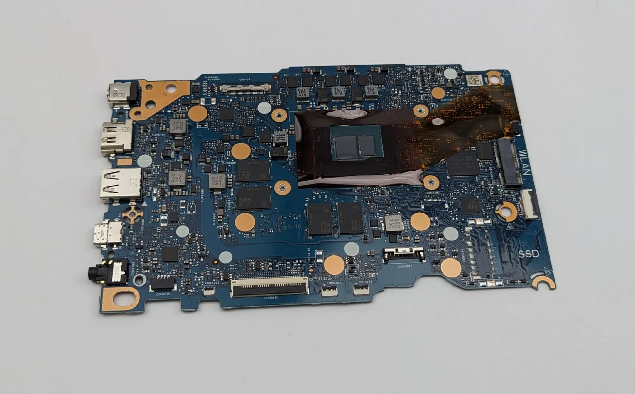 Main Asus Vivobook Go 15 E1504FA-NJ454W