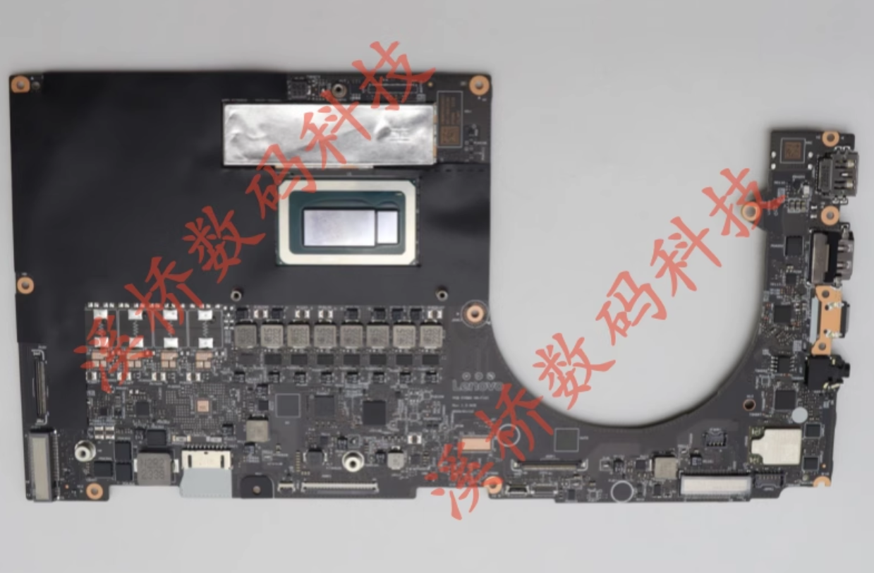 Main Lenovo Yoga Pro 9 161RP8